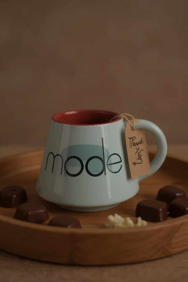 Mode-Inspired White Ceramic Mug with Saucer | 300ml | Modern Gift