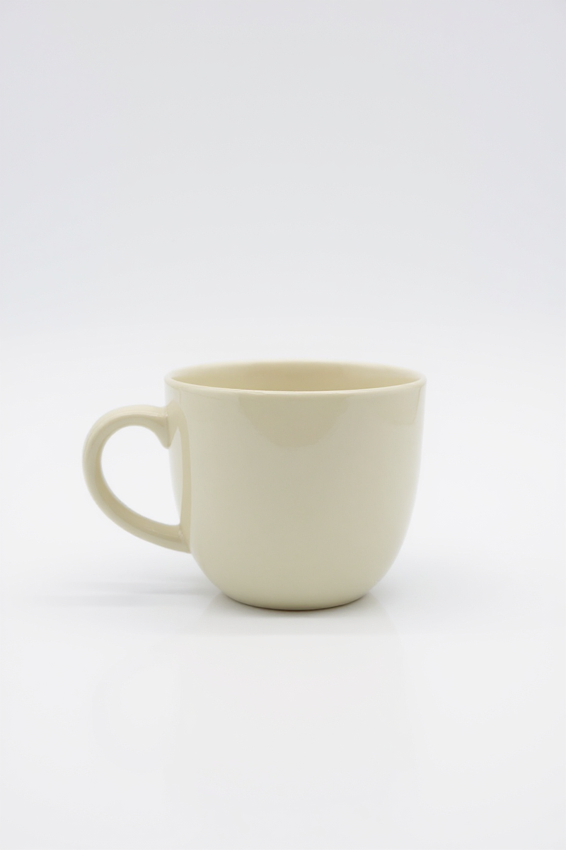 Timeless Off-White Ceramic Mug | Gift for Everyday Elegance