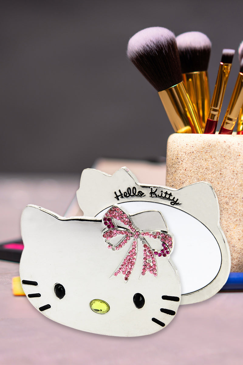 Hello Kitty Austrian Crystal Style Gift Set