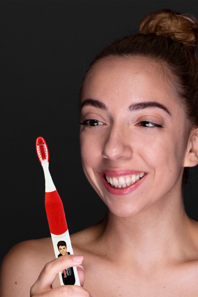 Justin Bieber Singing Toothbrush features the hits "As Long As You Love Me" and "Beauty and a Beat" by Justin Bieber. Join the brushing revolution by getting your Justin Bieber singing toothbrush today. Exclusively Available at Reliance Gifts www.reliancegifts.co.uk