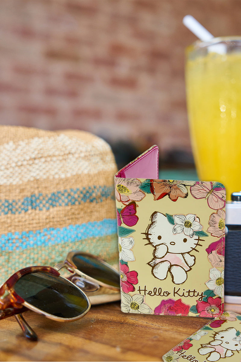 Hello Kitty Passport Holder & Luggage Tag Set Travel Gifts (Vintage Style)